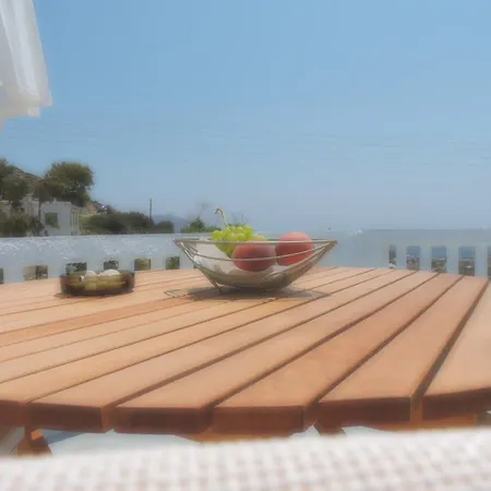 Eos House Holiday home
