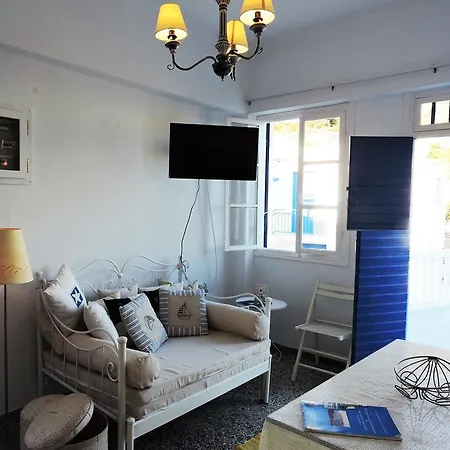 Holiday home Eos House *