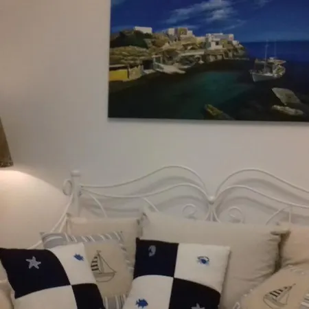 Eos House